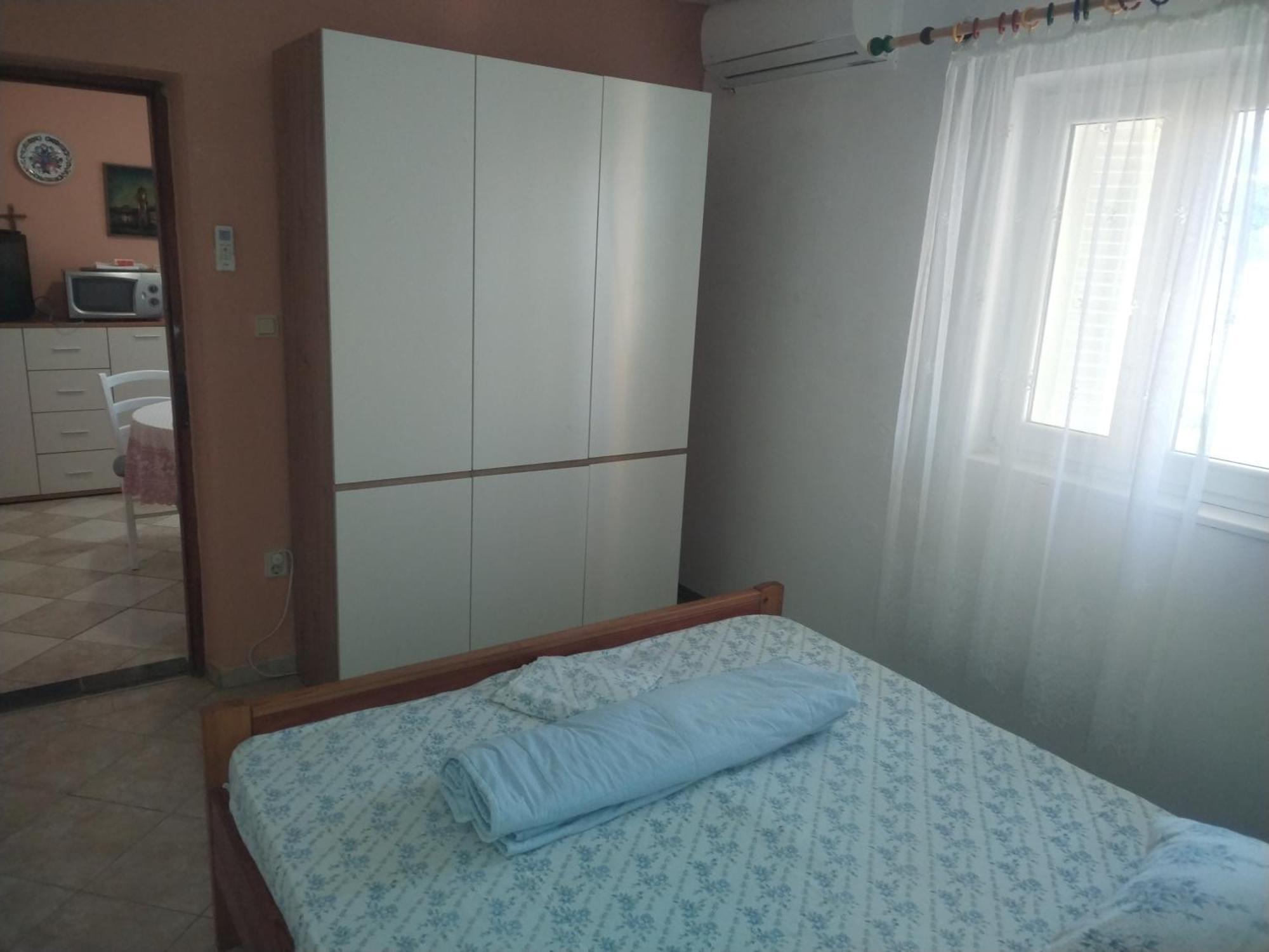 Apartment Zubovici 4125B Luaran gambar